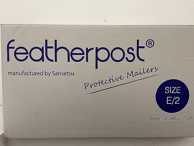 FEATHER POST BUBBLE MAILER REF E/2 - 100 ENVELOPES INTERNAL DIMENSIONS :- 220mm x 265mm