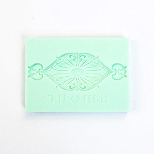 Prima Marketing Decor Mould 2.5"x3.5"-Amour