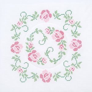 Stamped White Quilt Blocks 18"X18" 6/Pkg-XX Circle Of Roses